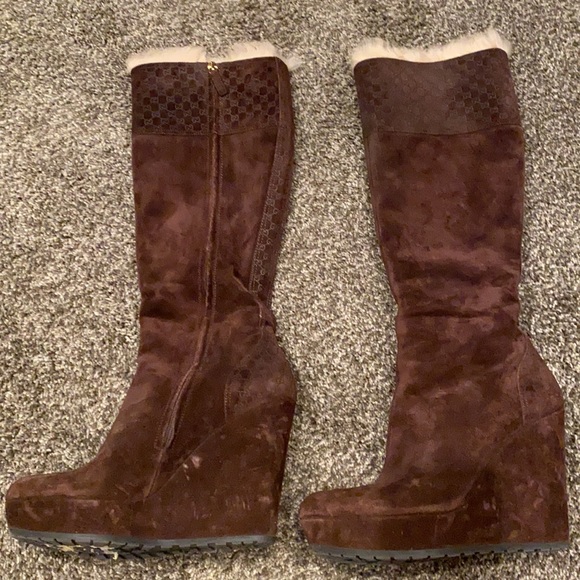 Gorgeous Gucci Brown Suede Boots Size 39 (8.5) - Picture 2 of 9